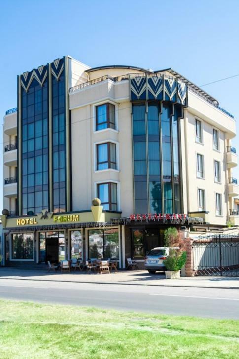 Hotel Forum Pazardzhik Exterior foto